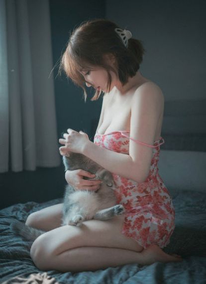 高压监狱2禁闭_720高清视频播放
