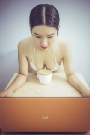 小嫂子5_迅雷极速版下载